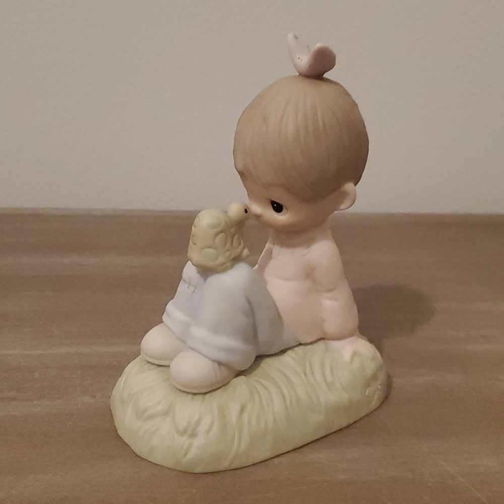 Vintage Precious Moments "Love is Kind" 20th Anniversary Figurine 1998